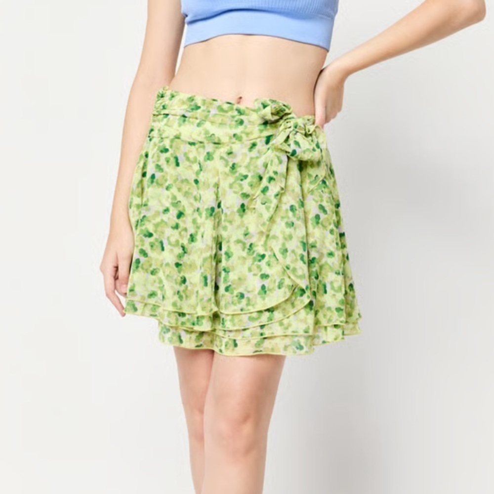 Aerie Green Floral Front Tie Mini Skirt Y2K Summer Size Large NWT